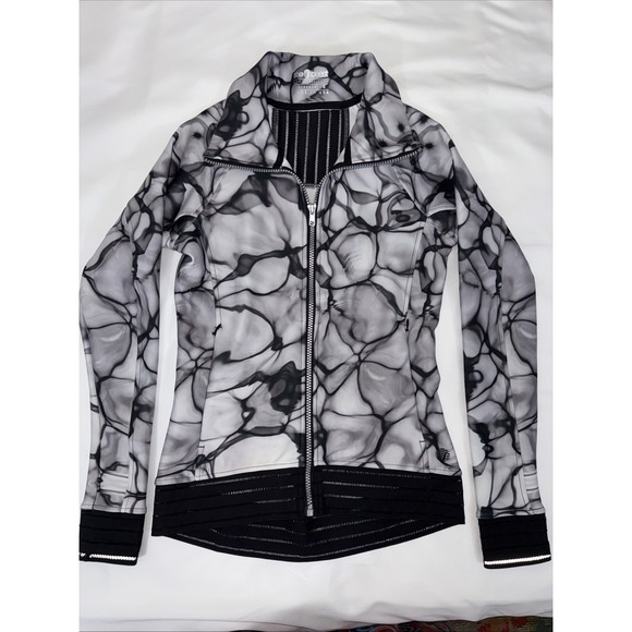 Shebeest Women's Cycling Jacket Size Small Full Zip - Picture 1 of 7